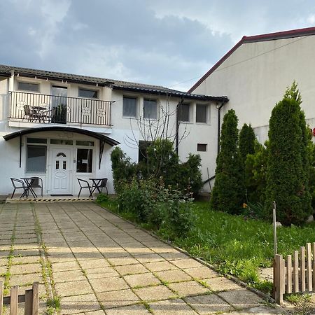 B&B Duo Caffe Baneasa Букурещ Екстериор снимка